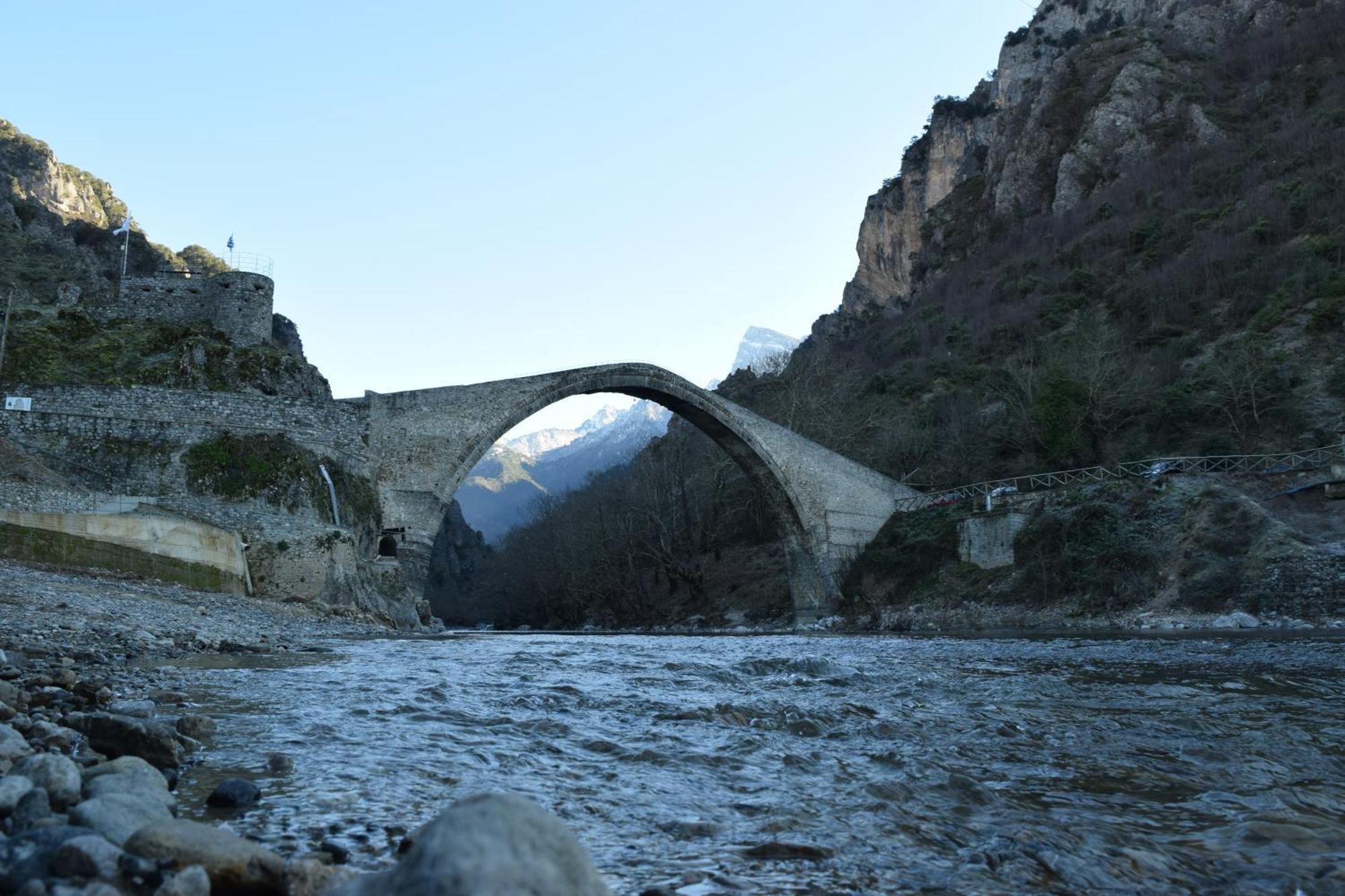 Potamolithos 2